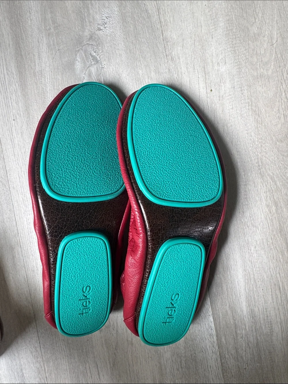 NWOT Tieks Red Leather Ballet Flats - Picture 2 of 2